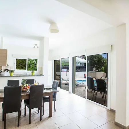 Villa Delfini 4 Protaras